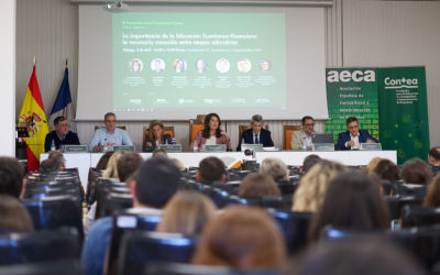 ¿Cómo mejorar la educación económico-financiera de nuestras aulas? Conclusiones de la Mesa Debate en Málaga